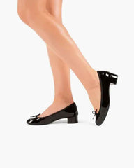 Women's Glossy Black Round Toe Ballet Pumps